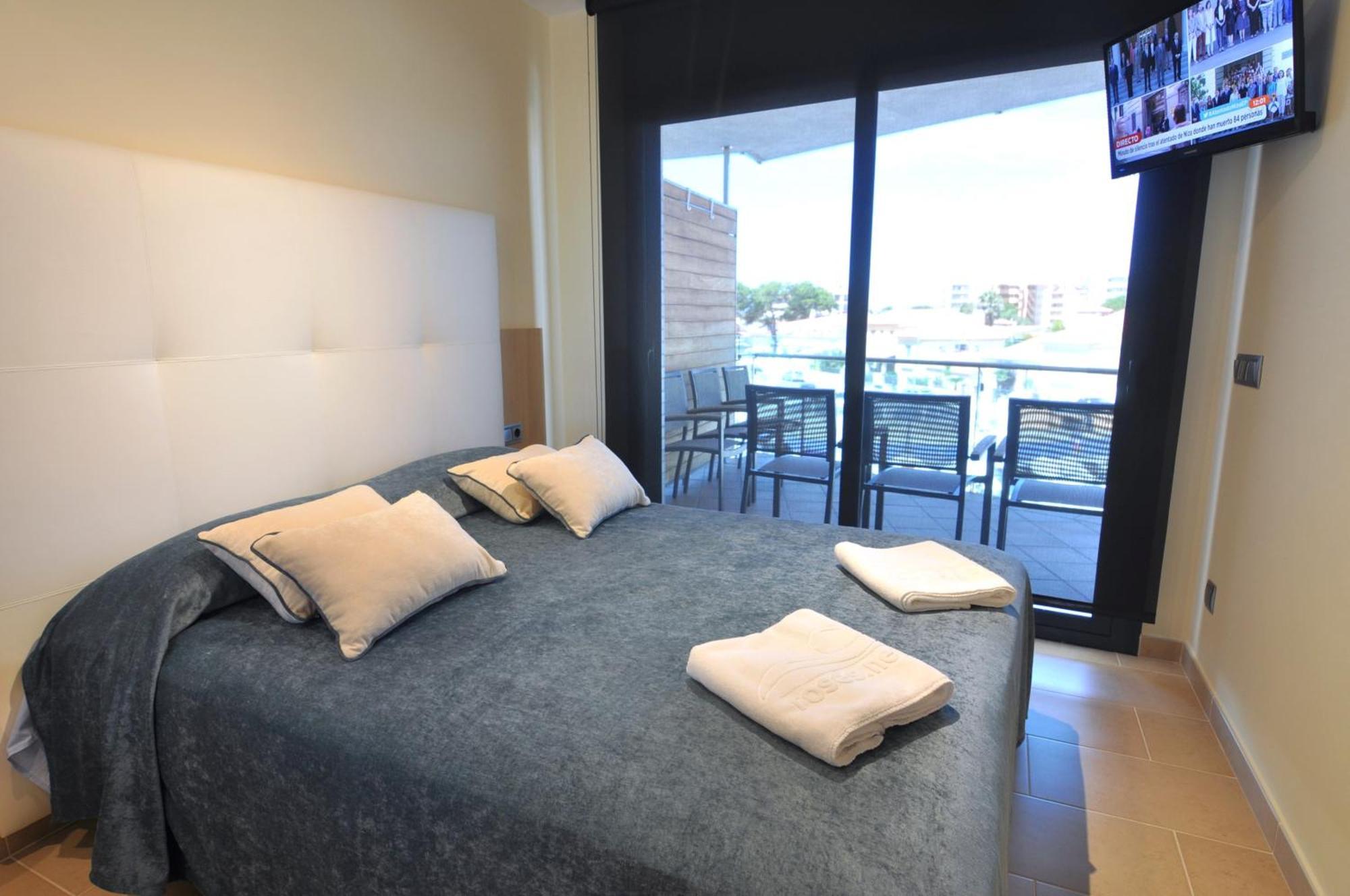 Rnet - Apartments Roses Port Trebol 외부 사진
