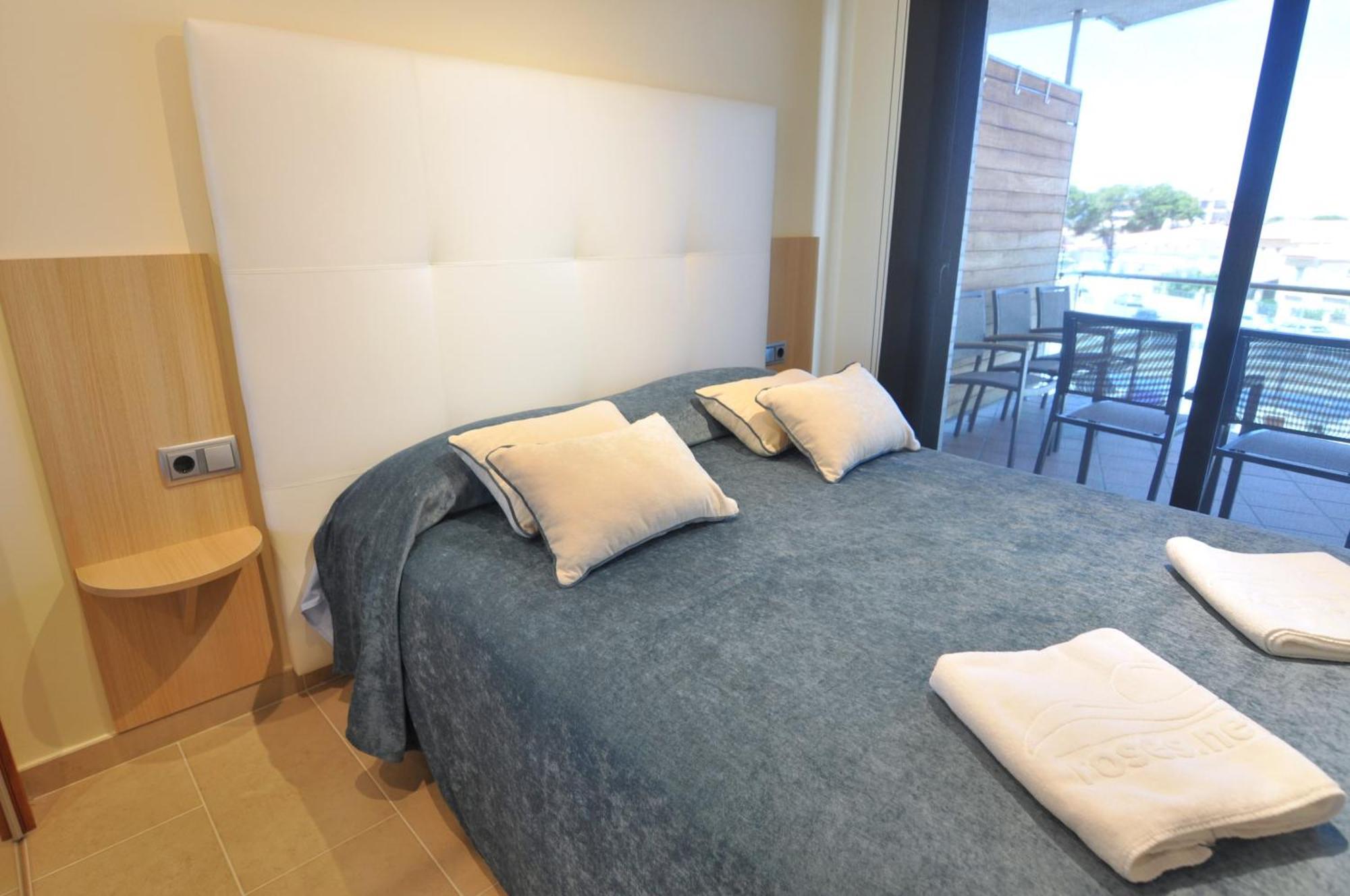 Rnet - Apartments Roses Port Trebol 외부 사진